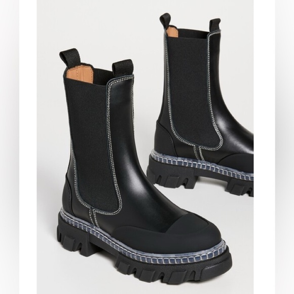 GANNI Cleated Mid Black Leather Lug Sole Chunky Pull on Chelsea Boots Size 12 - Picture 1 of 16